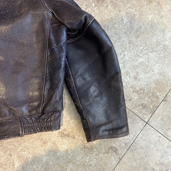Vintage Men’s 1950s Windward Brown Horsehide Leather Jacket Med Mouton Collar. - Picture 11 of 16
